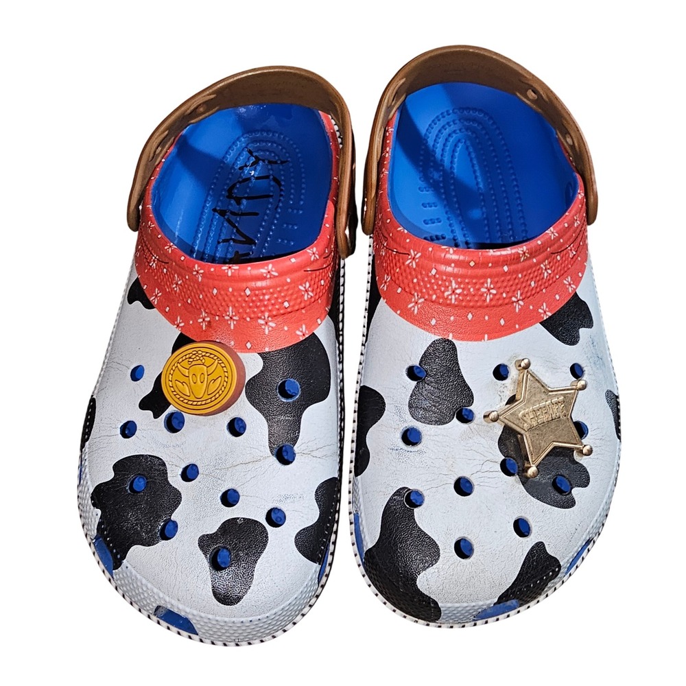 Toy Story Crocs Woody Sheriff Cow Print Clogs Sandals Shoes Size Men 7 Women 9 - Picture 7 of 8